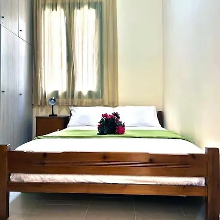 Simotas 4 Four Apartment Poros (Kefalonia)