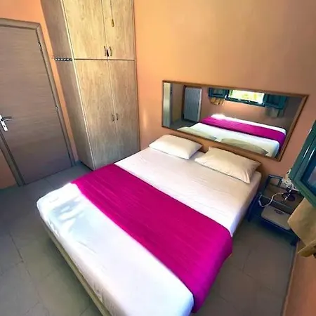 Apartment Simotas 4 Four