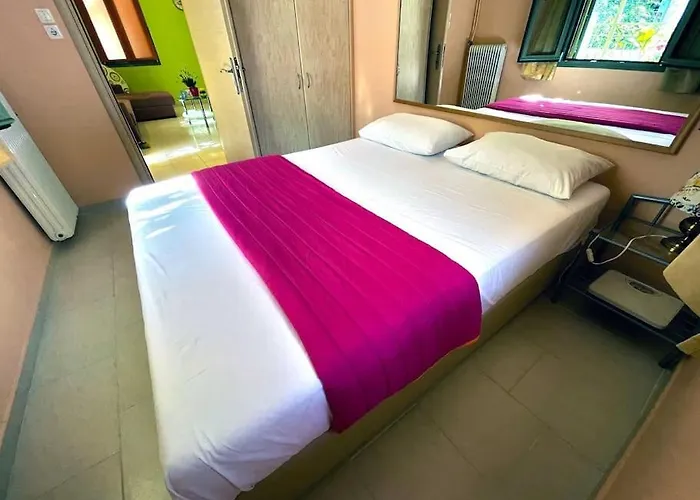 Simotas 4 Four * Poros (Kefalonia)