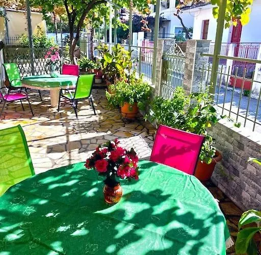 公寓 Simotas 4 Four *